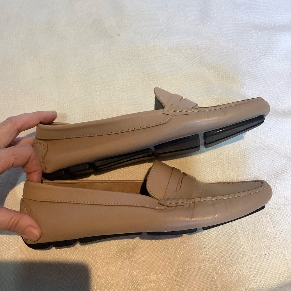 Tan leather loafers - Picture 9 of 10
